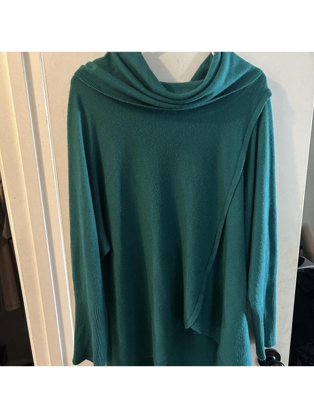Kim Rogers green cowl neck sweater size 2X